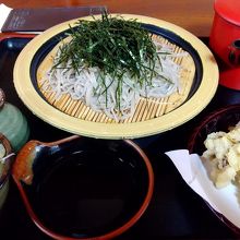 天ぷら蕎麦　1180円です。