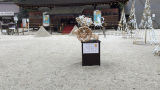 凛とした空気に包まれ、お参り出来ます