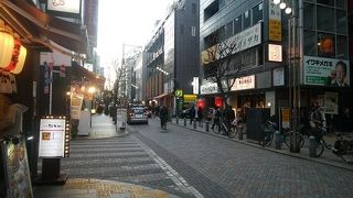 神田すずらん通り　飲食店多い