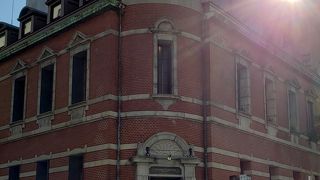 現在は結婚式場