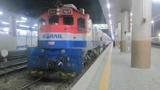 夜行と昼行、それぞれの良さがあります