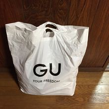 ジーユー ビックロ新宿東口店 写真 画像 フォートラベル 新宿
