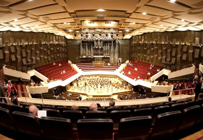 ライプツィヒ・ゲヴァントハウス の見学記 / ヴィンヤード型コンサートホールの最高峰の音響を堪能する