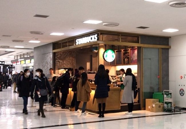 スターバックスコーヒー 成田空港第2ターミナル到着ロビー北店 クチコミ アクセス 営業時間 成田 フォートラベル