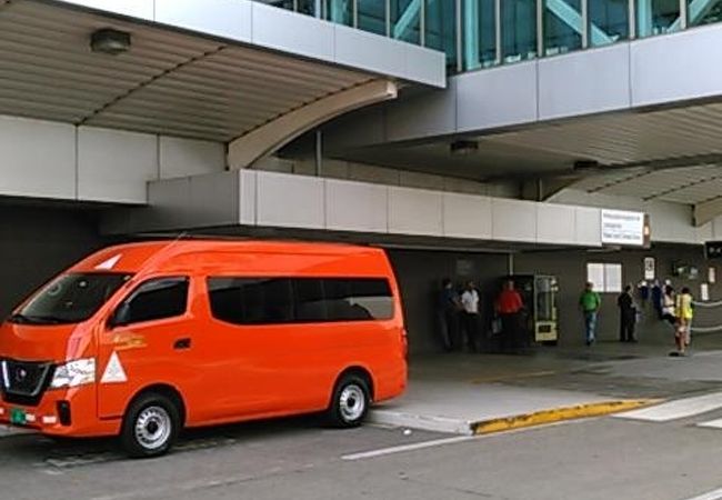 トランジット客を入国させない方針のＳＪＯ国際空港