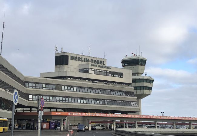ベルリン テーゲル国際空港 Txl クチコミ アクセス 営業時間 ベルリン フォートラベル ベルリン テーゲル国際空港 Txl クチコミ アクセス 営業時間 ベルリン フォートラベル
