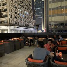 テラス席もおすすめ