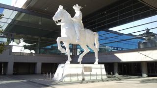 白馬の王子さま？