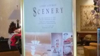 ホテルに入ったすぐ