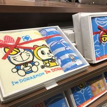 ギフトグッズも充実