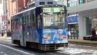 冬は雪ミクが走ります