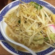 野菜たっぷりの濃厚スープの絶品タンメン