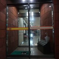 小さいほうの入口