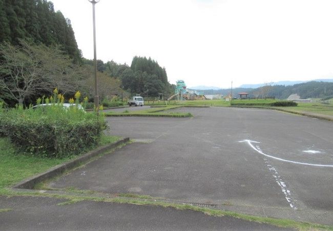 湯之尾滝ガラッパ公園