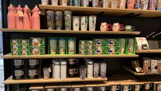 タンブラー ＆  マグカップ  が 可愛い