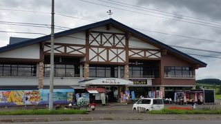 ドライブインです