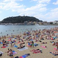 歩いて行けるラ・コンチャ海岸。