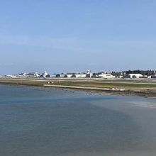 少し遠くに見えますが