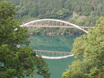 山鳩湯 写真