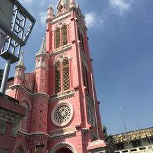 結構濃いめのピンク