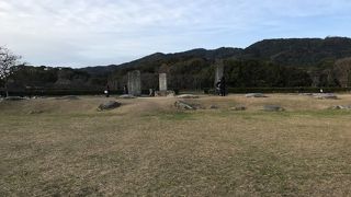 隣の坂本八幡宮が有名になっていました