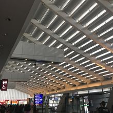 到着フロアの様子