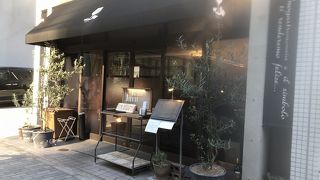 オステリア ブッビーノ