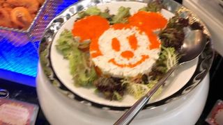 香港ディズニーランドホテル　エンチャンテッドガーデン・キャラクター・ディナービュッフェ