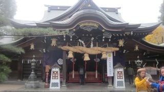 本殿破風の風神・雷神さんがステキ！