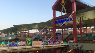 海老名駅東口のショッピングモール