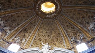 ベルニーニ作の教会