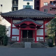 閻魔堂（閻王殿）です