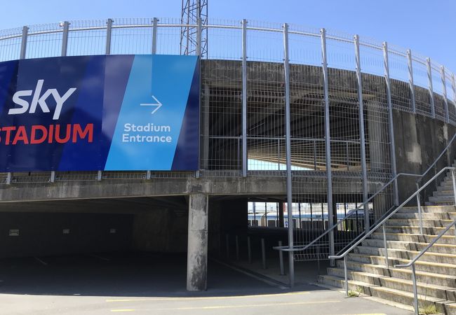 ウェリントン駅の隣り
