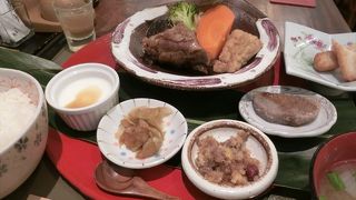 ティダモール内のレストラン