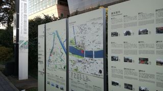 隅田川沿いにある公園