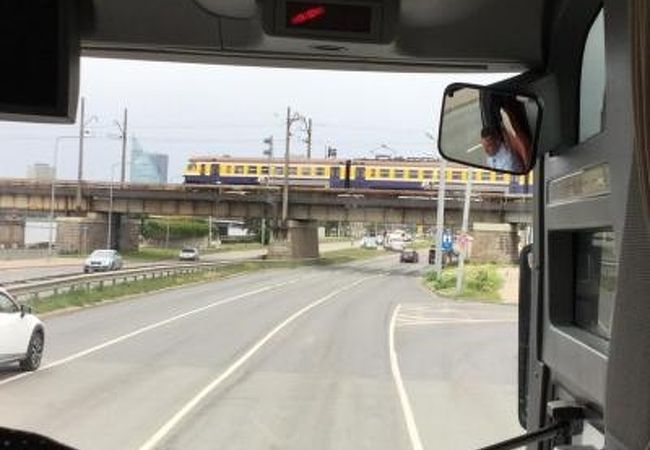 ダウガヴァ川にかかる橋で鉄道専用の橋