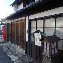 ポストのある風景