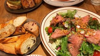 メゾンカイザー テーブル 渋谷ヒカリエ店