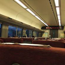 東室蘭発車時の車内