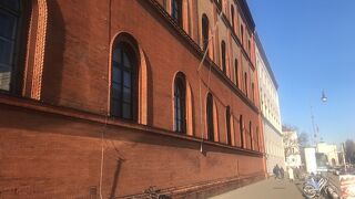 Universidat駅が最寄り駅