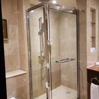 シャワーブースあり