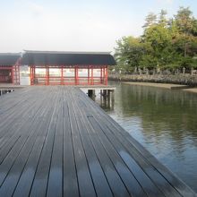 滑りやすいので特に雨天時や凍結時には足元注意です！