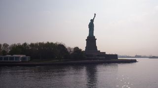 フェリーで上陸