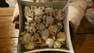 ポップコーンワゴン ヴィア・デッレ・ヴィティ ソアリン ファンタスティック・フライト前