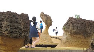 自然の力が造り出した奇岩です