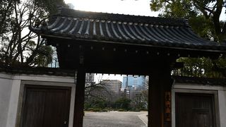 天王寺公園内にある日本庭園