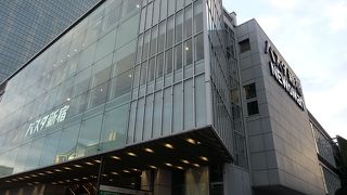 新しくなったバスターミナル！初利用です。