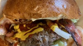 姫路城のそばで美味しいバーガー