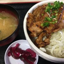 二代目ブー次郎丼のセット