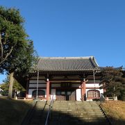 広い敷地を有す日蓮宗のお寺